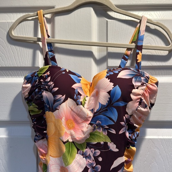 NWT! Cupshe Floral Romance Sweetheart One-Piece Swimsuit L Bathing suit - Picture 4 of 9